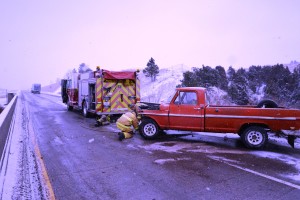 Interstate temporarily shuts down due to wreck