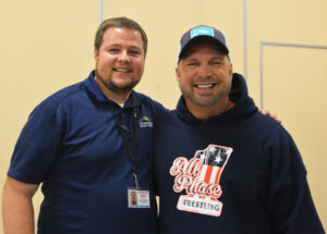 Jonathan McNiven (left) and Garth Brooks (right)