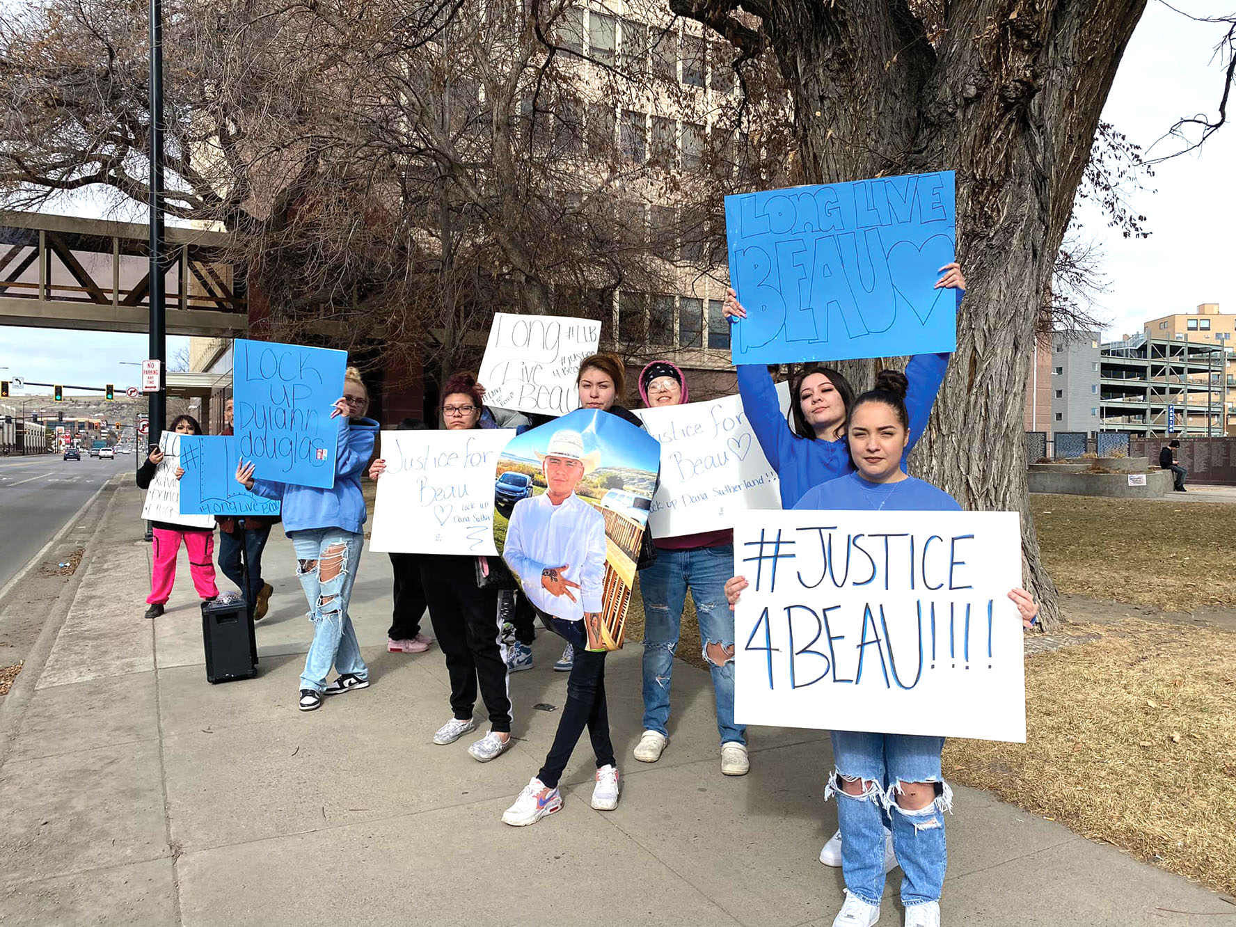The #Justice4Beau protestors did not allow location to be a barrier as they moved their efforts to the lawn of the county courthouse Monday, Feb. 13. (Photo by Alicia Doney)