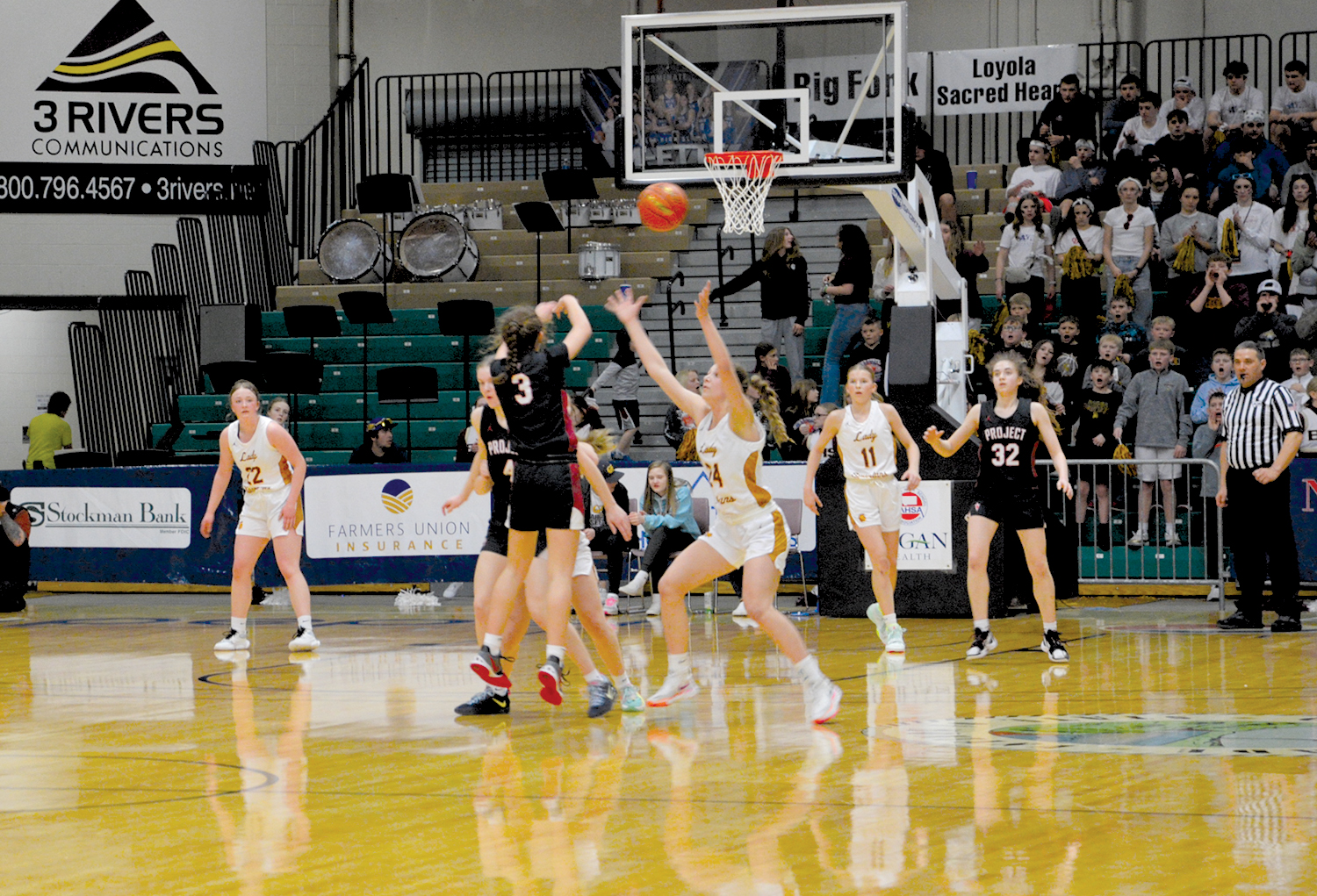 Huntley Girls Play Down to the Wire